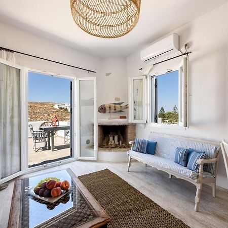 Hara'S Villa In Naousa , Paros Екстериор снимка
