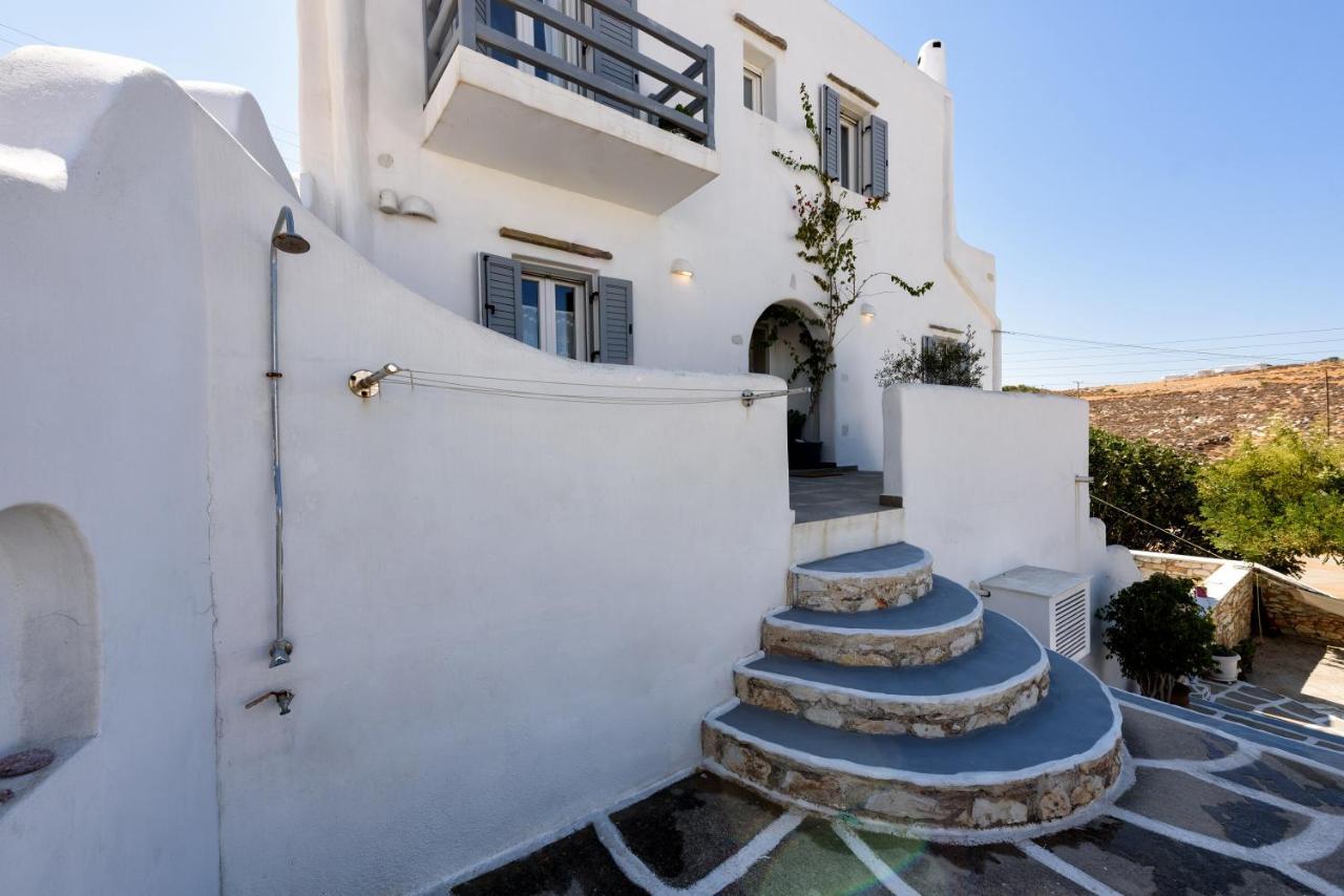 Hara'S Villa In Naousa , Paros Екстериор снимка