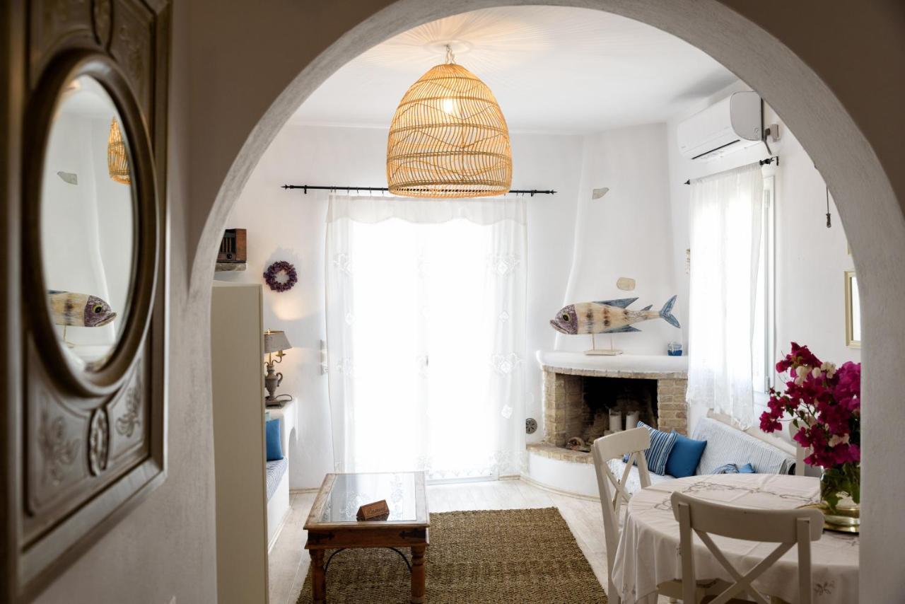 Hara'S Villa In Naousa , Paros Екстериор снимка