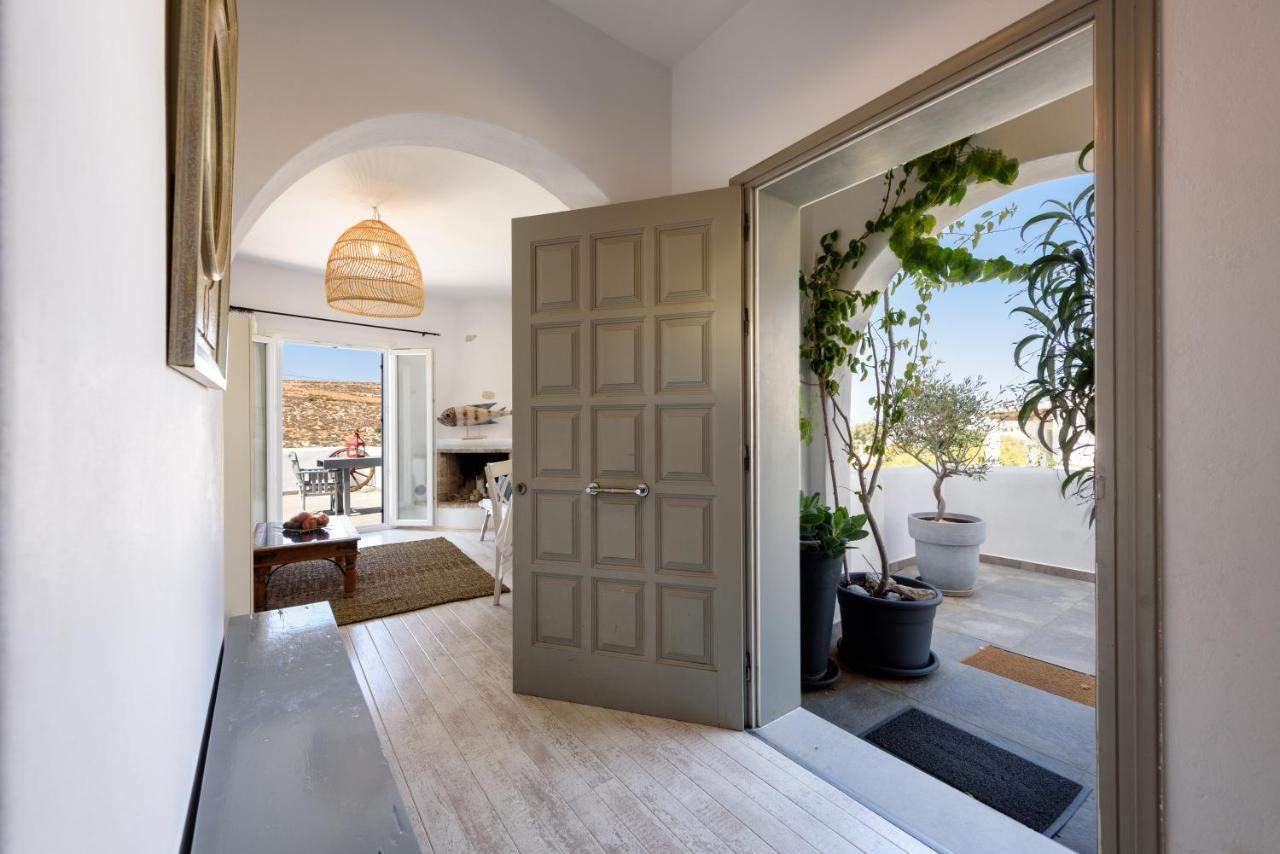 Hara'S Villa In Naousa , Paros Екстериор снимка