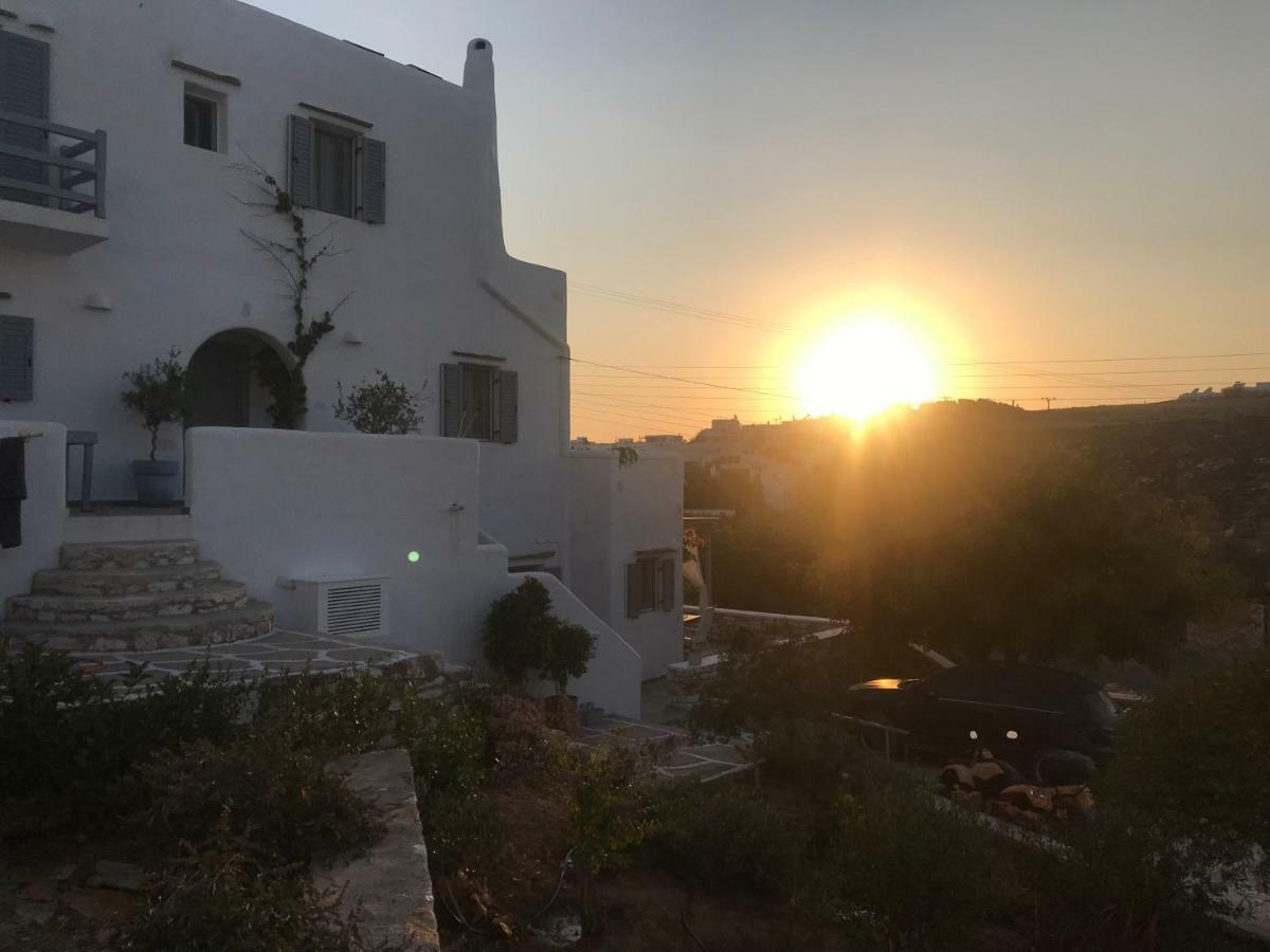 Hara'S Villa In Naousa , Paros Екстериор снимка